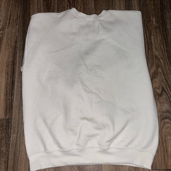 Clueless 
Cher “Shopping is my cardio” Graphic Sweatshirt - Picture 10 of 16